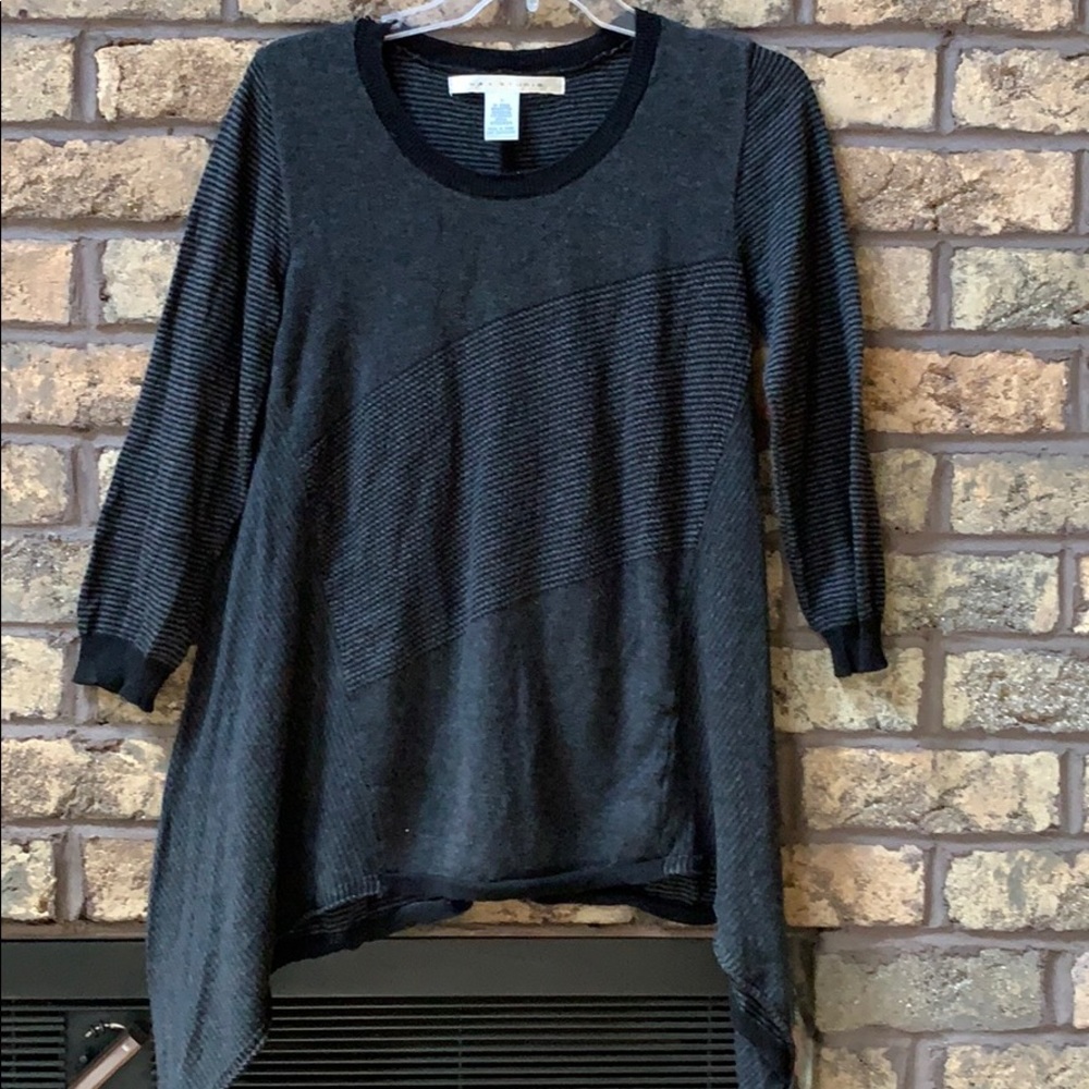 Max studio size medium sweater